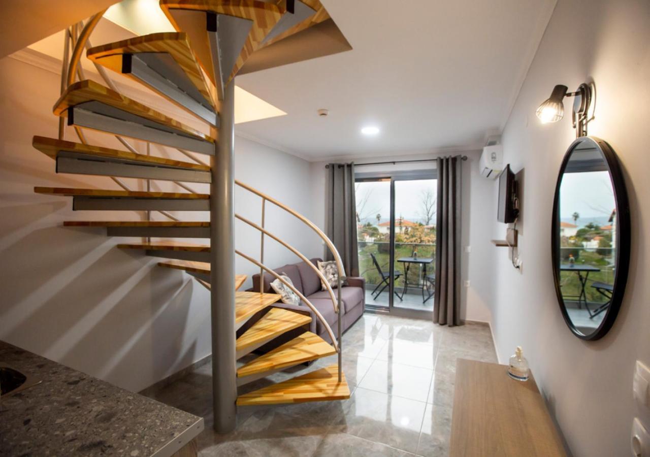 Artemida Suites Hanioti Esterno foto