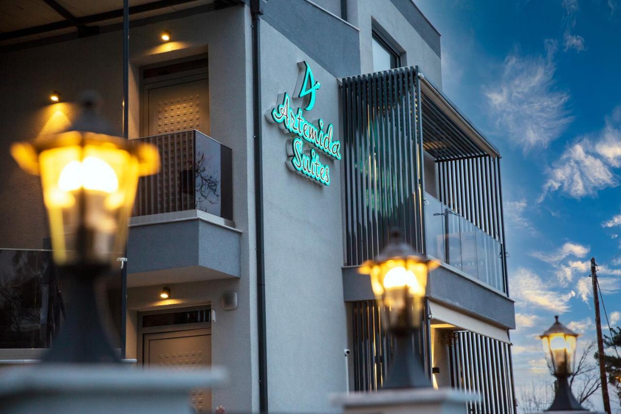 Artemida Suites Hanioti Esterno foto
