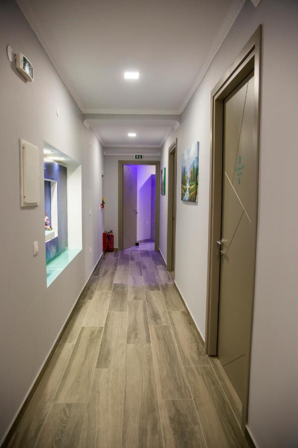 Artemida Suites Hanioti Esterno foto